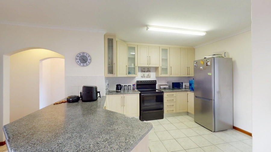 2 Bedroom Property for Sale in Sherwood Eastern Cape